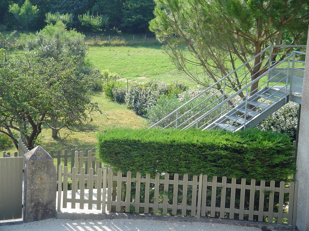La Cabane De Pepe Emilien Bed & Breakfast Chomerac Exterior photo